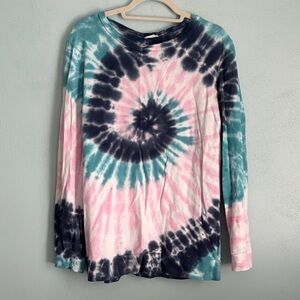 Women’s Tie-Dye Long Sleeve Shirt
